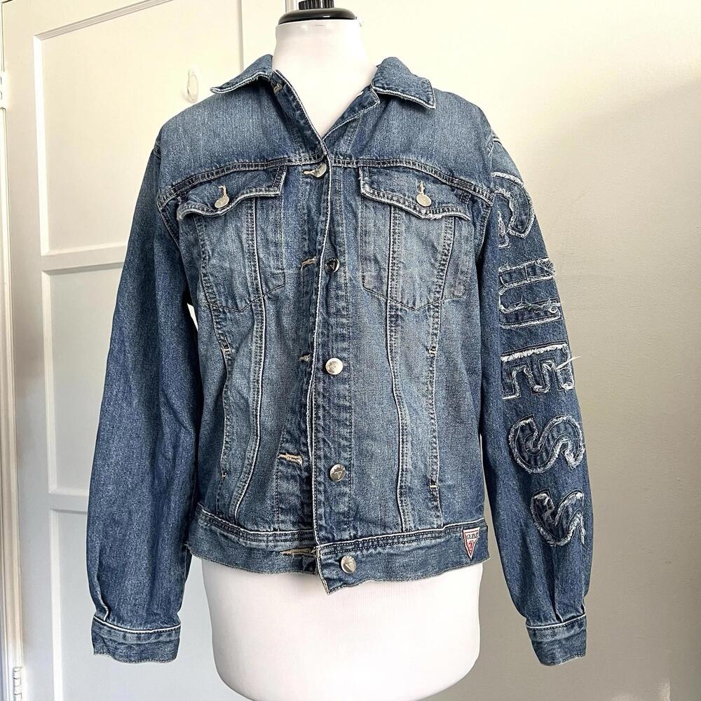 VINTAGE GUESS JEANS Denim Jacket S/P Embroidered Spellout Sleeve